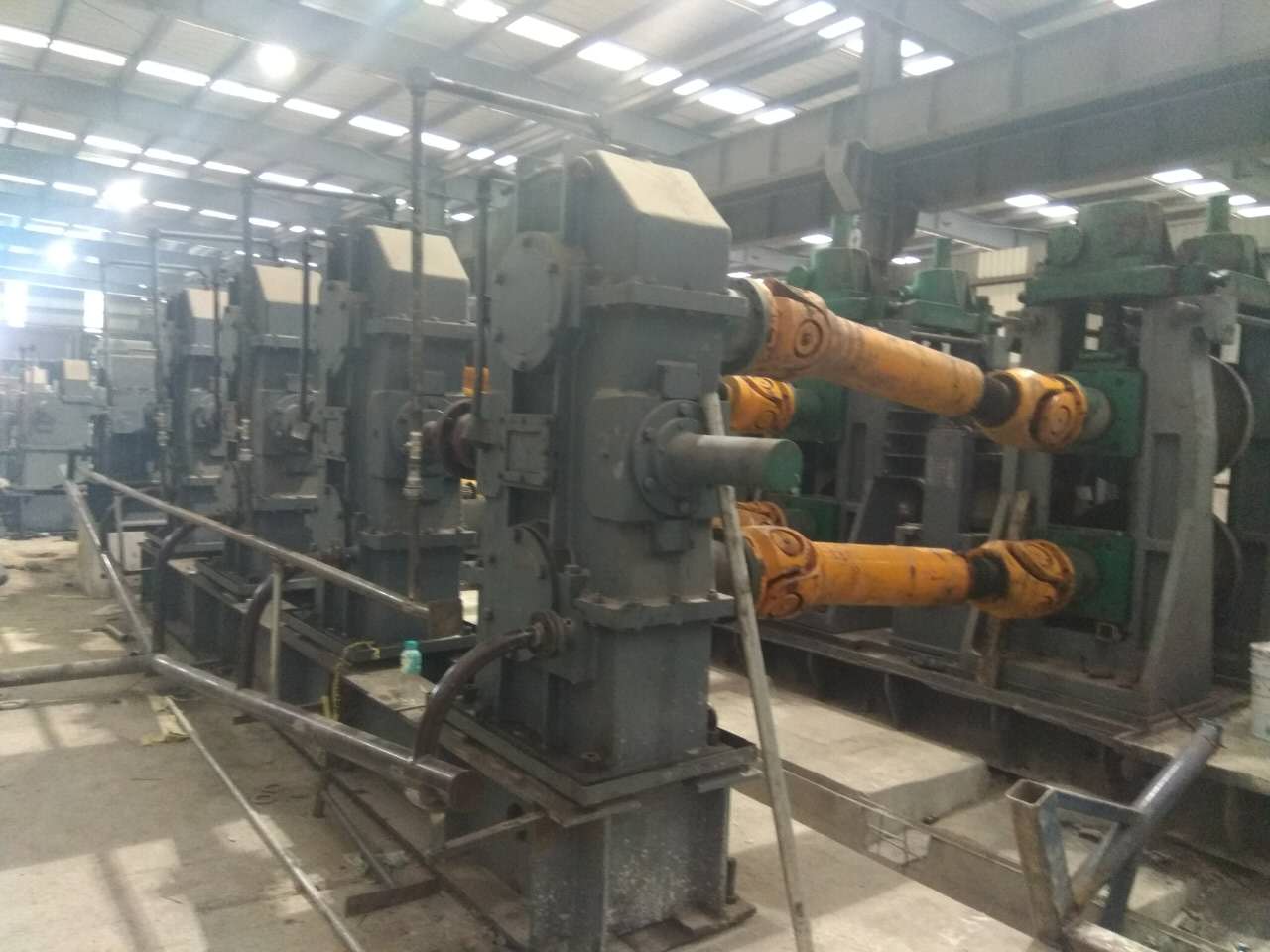 LINEA FABRICACION TUBO LONGITUDINAL ERW 16 LINEA FABRICACION TUBO LONGITUDINAL ERW 16